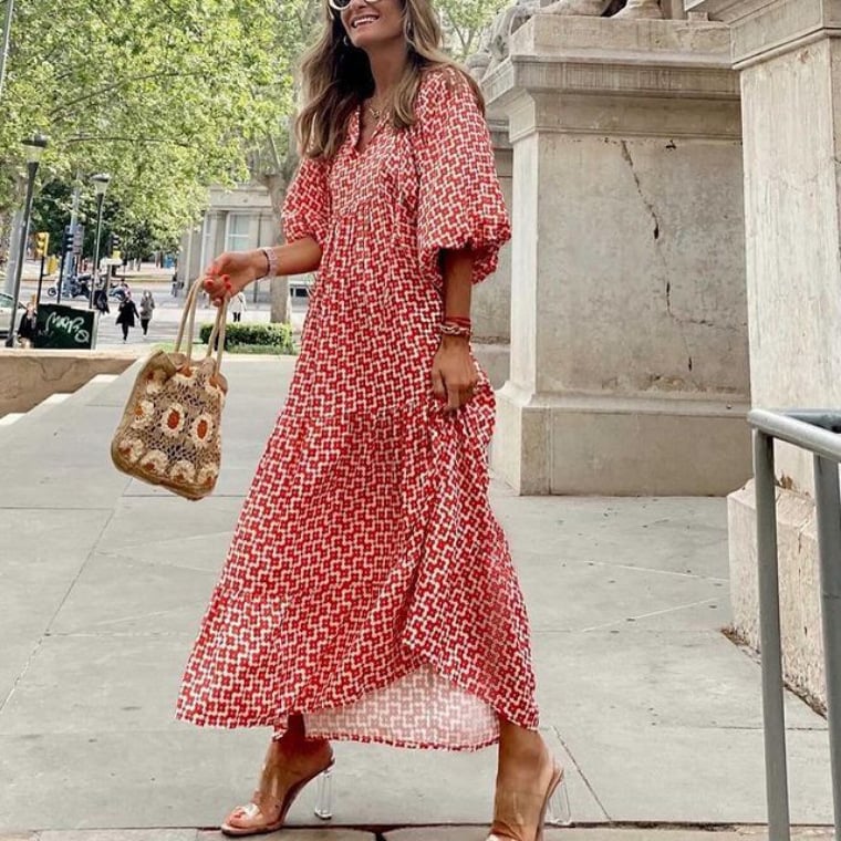 Naisten elegantti boho-mekko puhvihihoilla ja kukkaprintillä