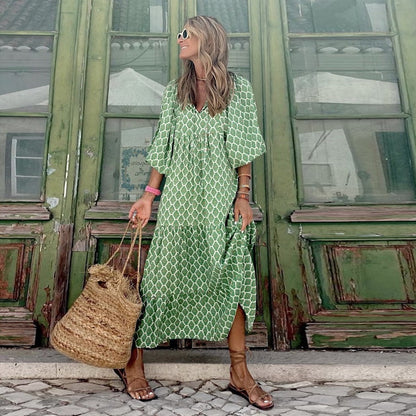 Naisten elegantti boho-mekko puhvihihoilla ja kukkaprintillä