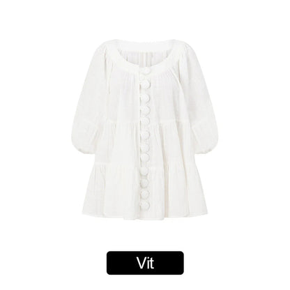 Naisille elegantti 2-osainen setti: paita ja shortsit