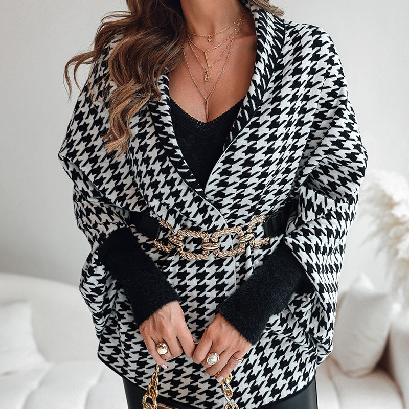 Avoin etupuoli Houndstooth-poncho naisille